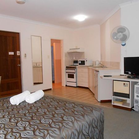 Augusta'S Georgiana Molloy Motel מראה חיצוני תמונה