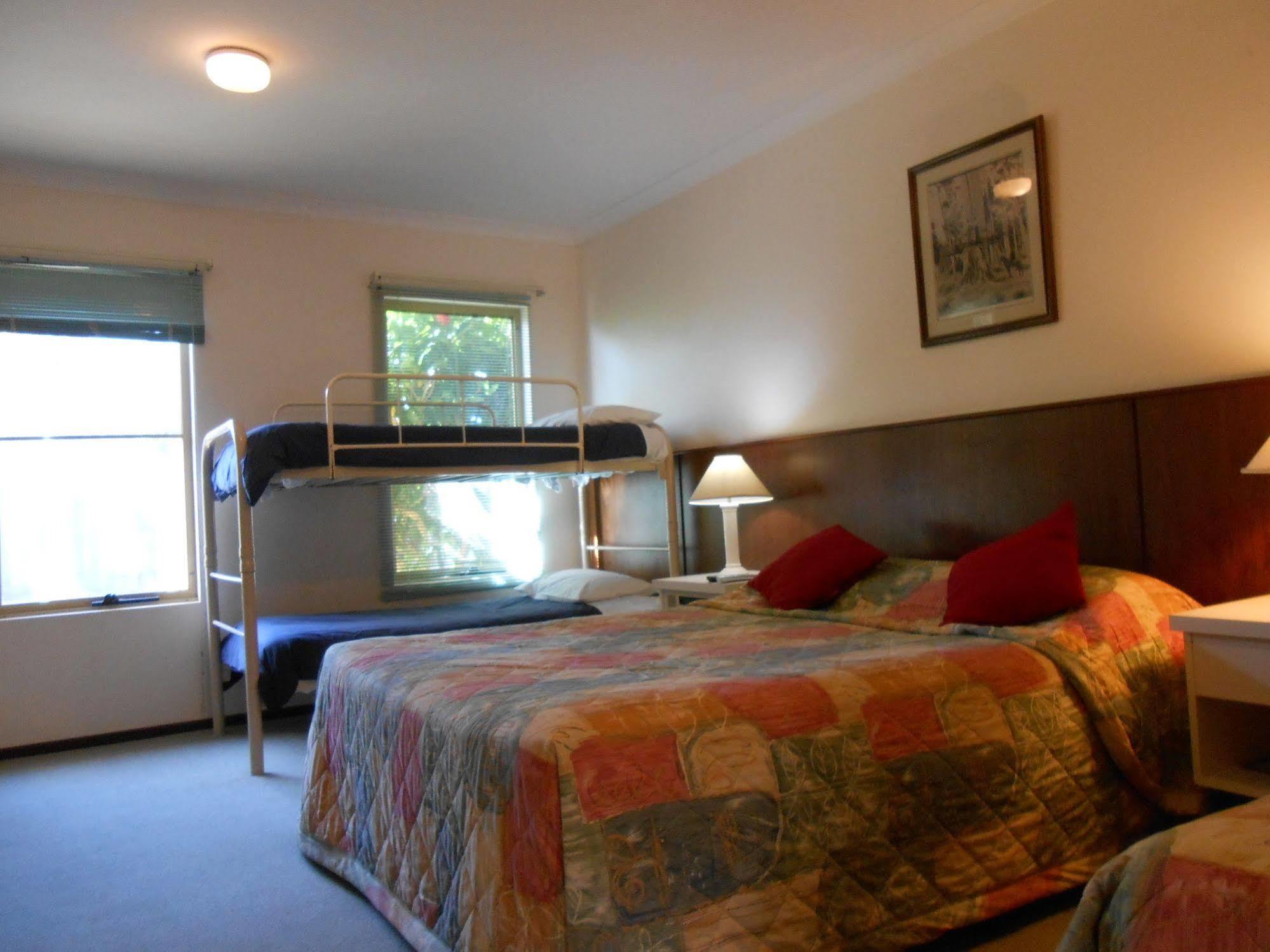 Augusta'S Georgiana Molloy Motel מראה חיצוני תמונה